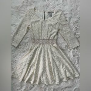 Women’s Cream Mini Dress Size Small